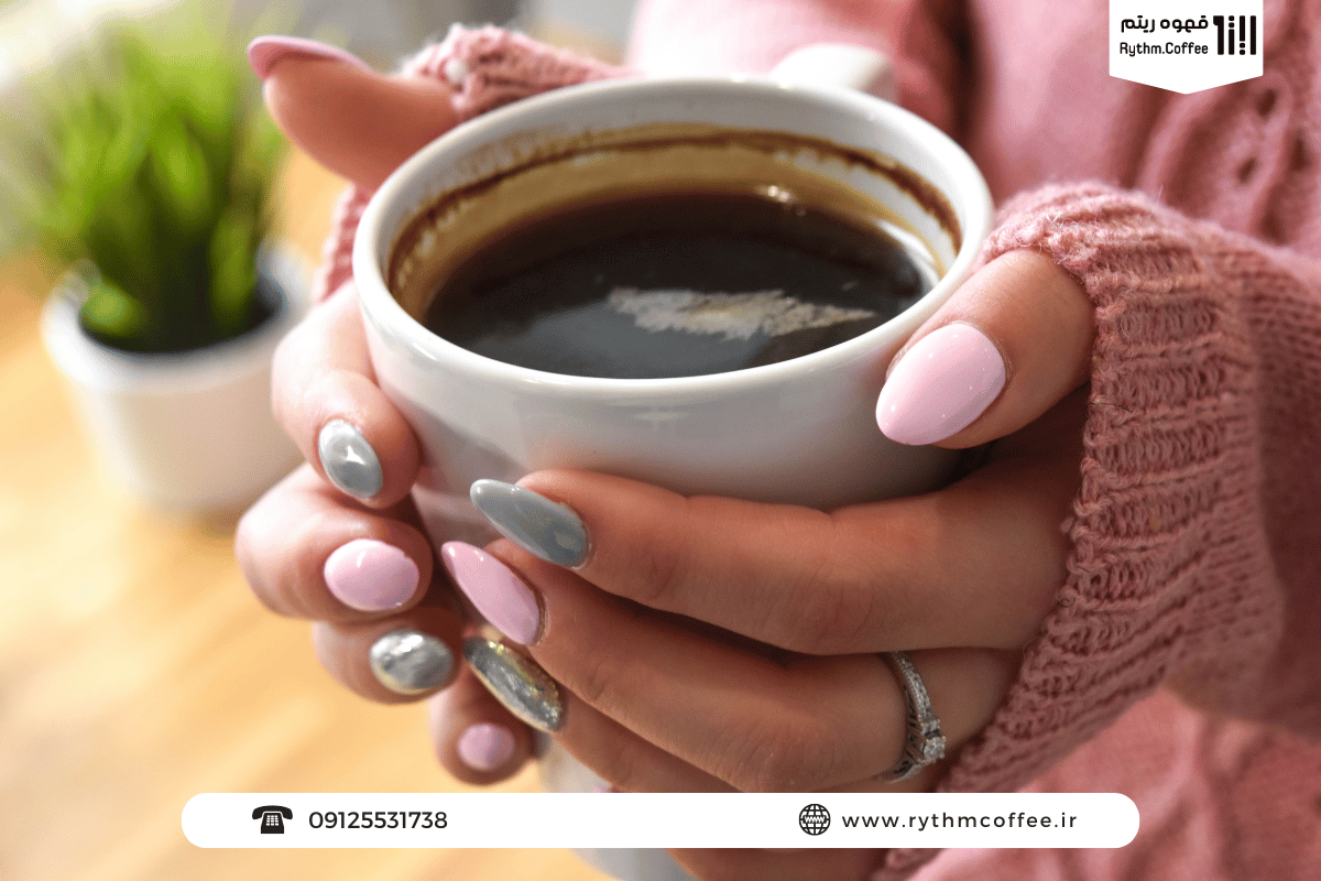 آیا نوشیدن قهوه ناشتا برای بدن مضر است؟ بررسی علمی عوارض و راهکارها 3 آیا نوشیدن قهوه ناشتا برای بدن مضر است؟ بررسی علمی عوارض و راهکارها